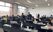 学院领导亲临考察经管学院实训室建设工作